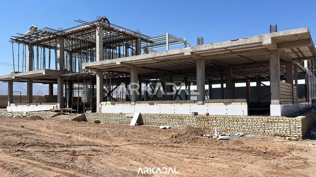 طراحی کارخانه مدرن یزد طراحی نما کارخانه و سالن های صنعتی وسوله